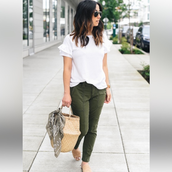 WHBM Blanc Green Crop Jeans - Picture 2 of 9